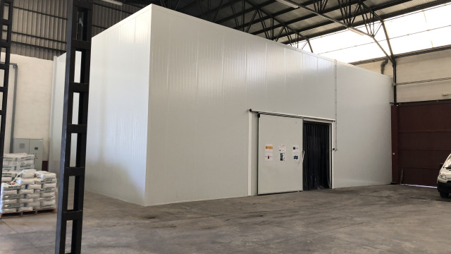Instal. frigorífica para mejorar la conservación y comercialización de albaricoques de alta calidad